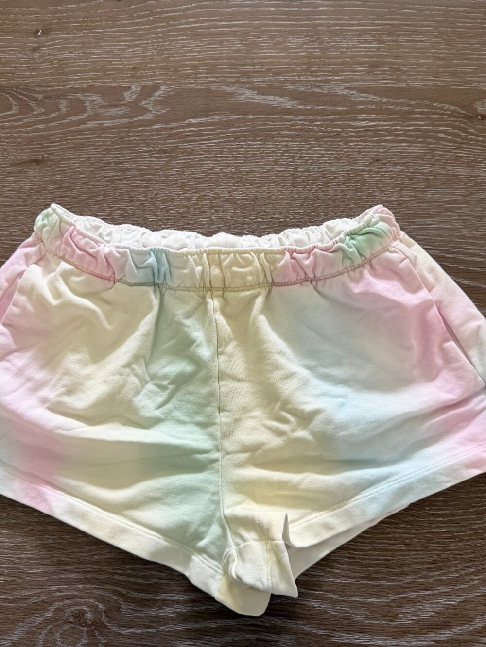 Girls Athleta girl rainbow tie dyed elastic waist pull on shorts size M 8/10